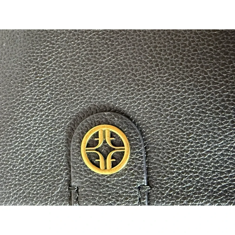 Fossil Sofia Leather Wristlet Clutch BlackPebbled  Zip Casual Travel Wedding